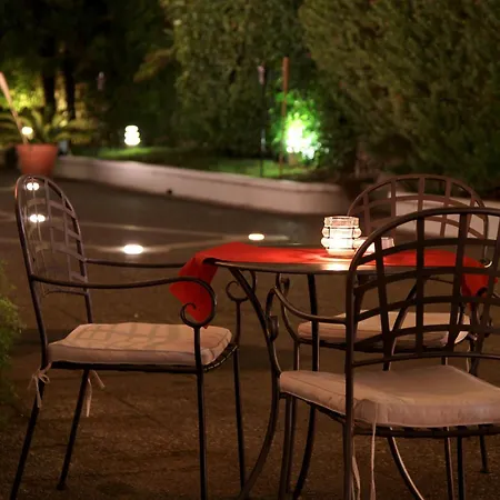 Hotel Nicotel