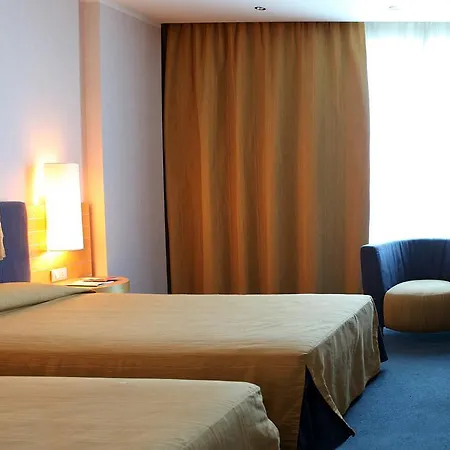 Hotel Nicotel 4*
