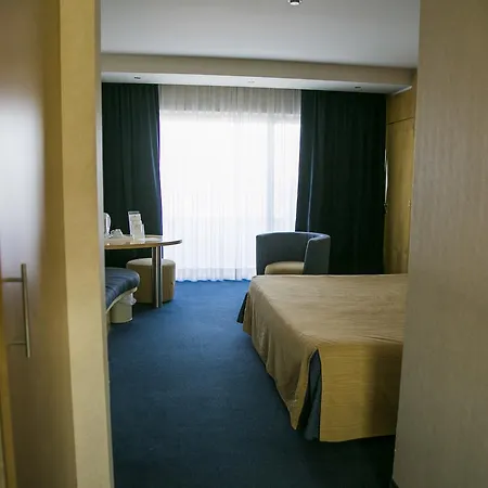 Hotel Nicotel 4*