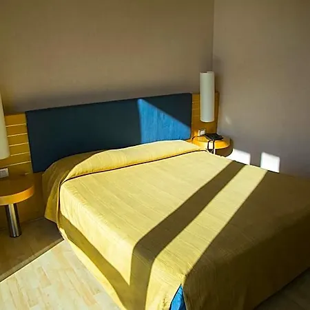 Nicotel Hotel