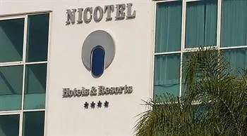 ホテル Nicotel 4*