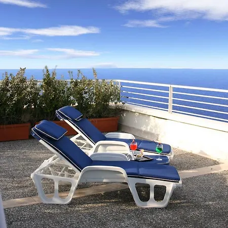 Ξενοδοχείο Nicotel 4*